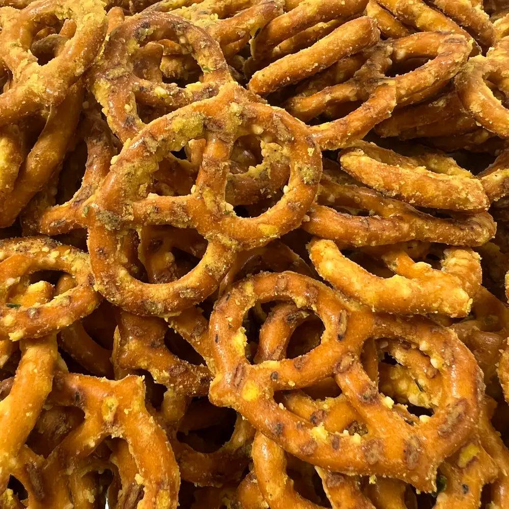 Kingston Artisan Snacks & Seasonings Co. - SOUR CREAM & CHIVE PRETZELS